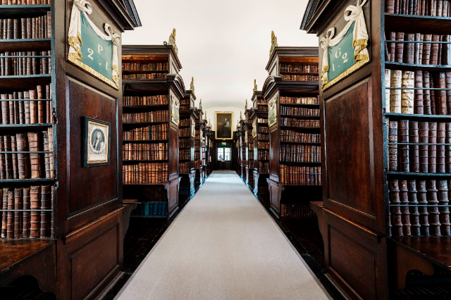 Marsh's Library - Dublin 8 | Secret World Trip Planner