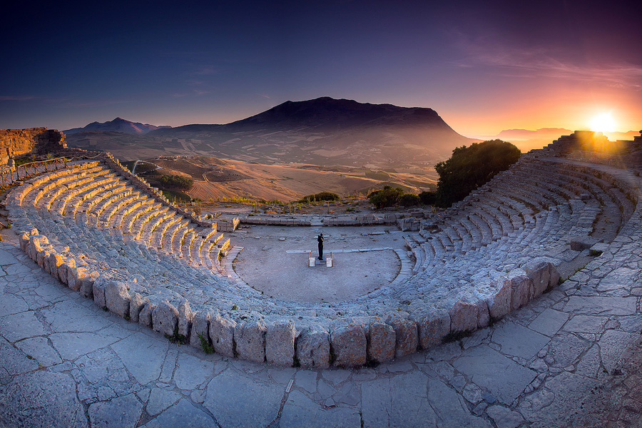 Teatro Greco di Segesta - Strada Provinciale 68 | Secret World Trip Planner