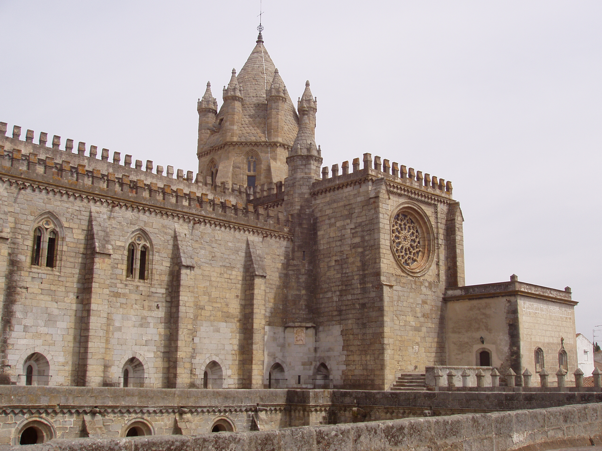 The Cathedral of Évora - Évora | Secret World Trip Planner