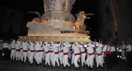 Festa dei Gigli di Nola - Nola | Secret World Trip Planner