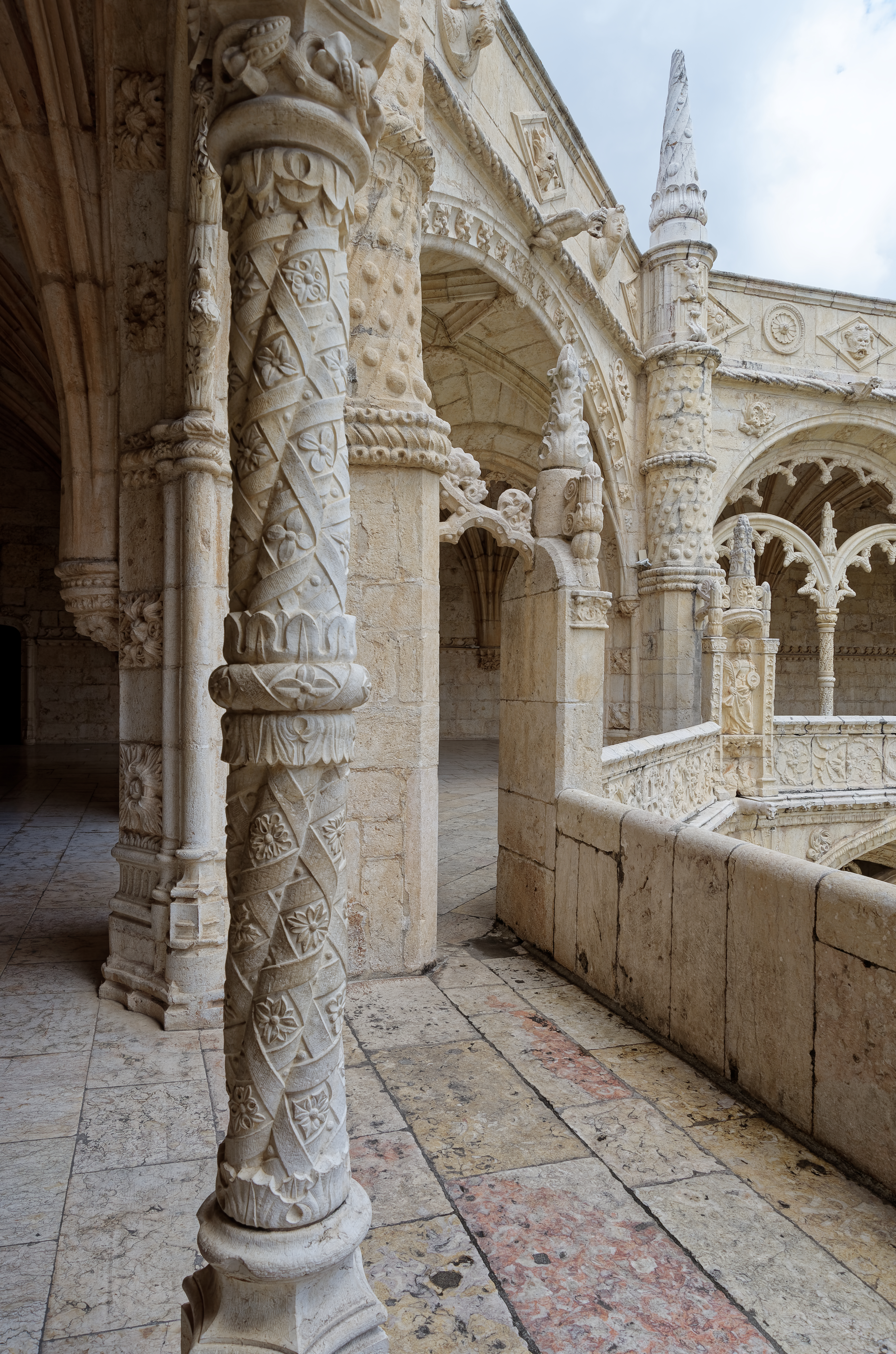 Descubre el Monasterio dos Jerónimos en Lisboa - Praça do Império 1400-206 Lisboa | Secret World Trip Planner