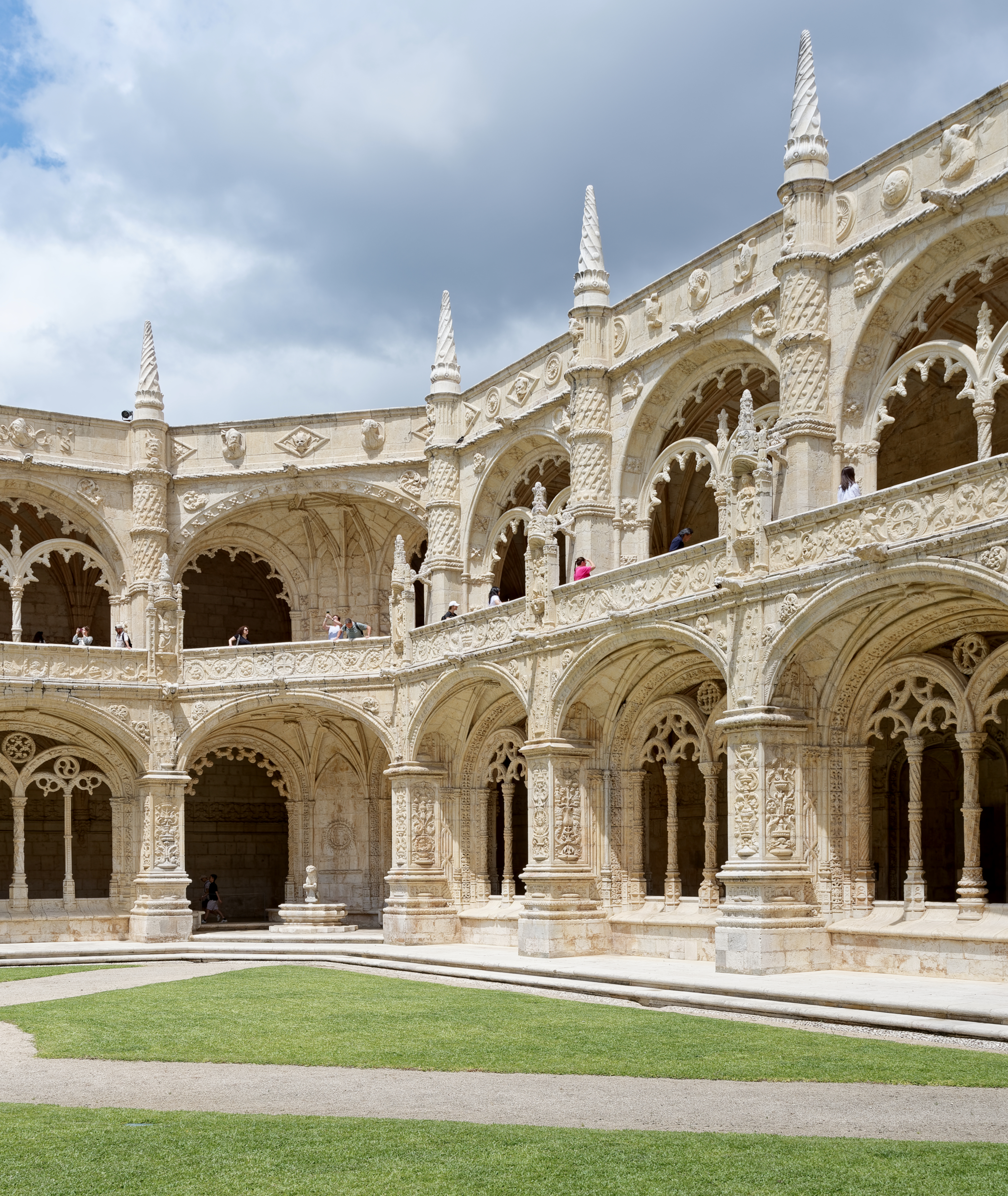 探索里斯本的热罗尼莫斯修道院之美 - Praça do Império 1400-206 Lisboa | Secret World Trip Planner