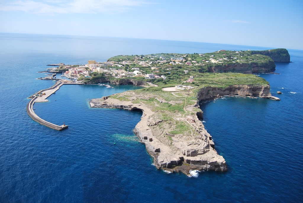 Isola di Ventotene - Ventotene | Secret World Trip Planner