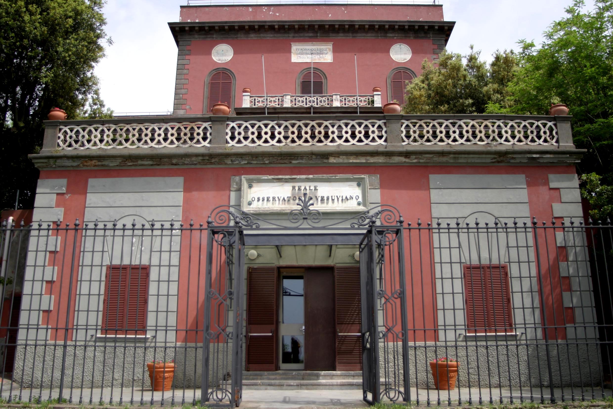 Osservatorio Vesuviano - Contrada Osservatorio | Secret World Trip Planner