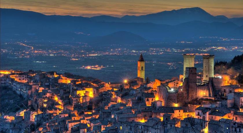 Pacentro il borgo delle Torri - Pacentro AQ | Secret World Trip Planner