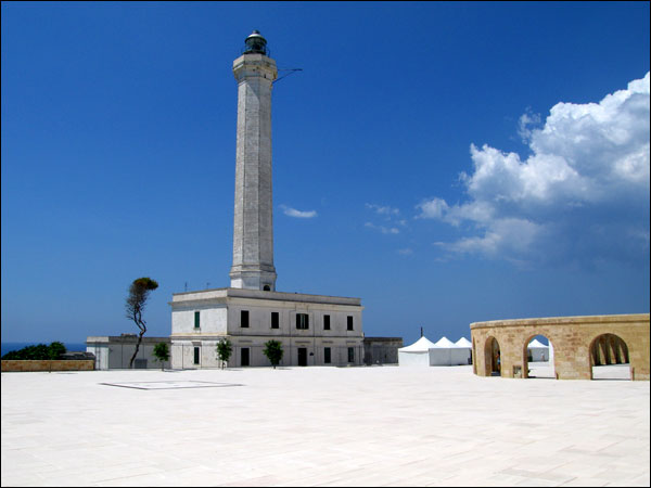 Il Faro di Santa Maria di Leuca - Leuca | Secret World Trip Planner