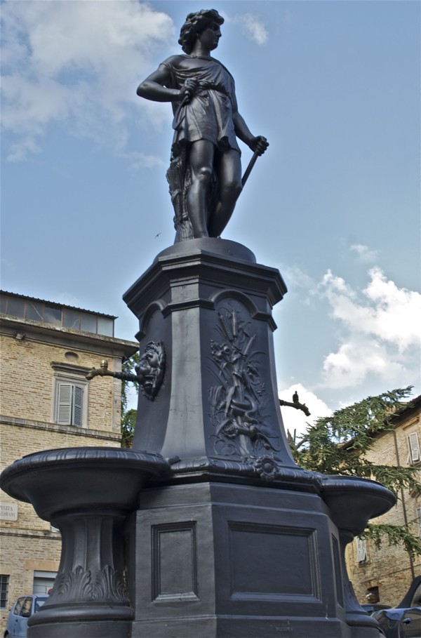 Fontana del Mietitore  - Offida | Secret World Trip Planner