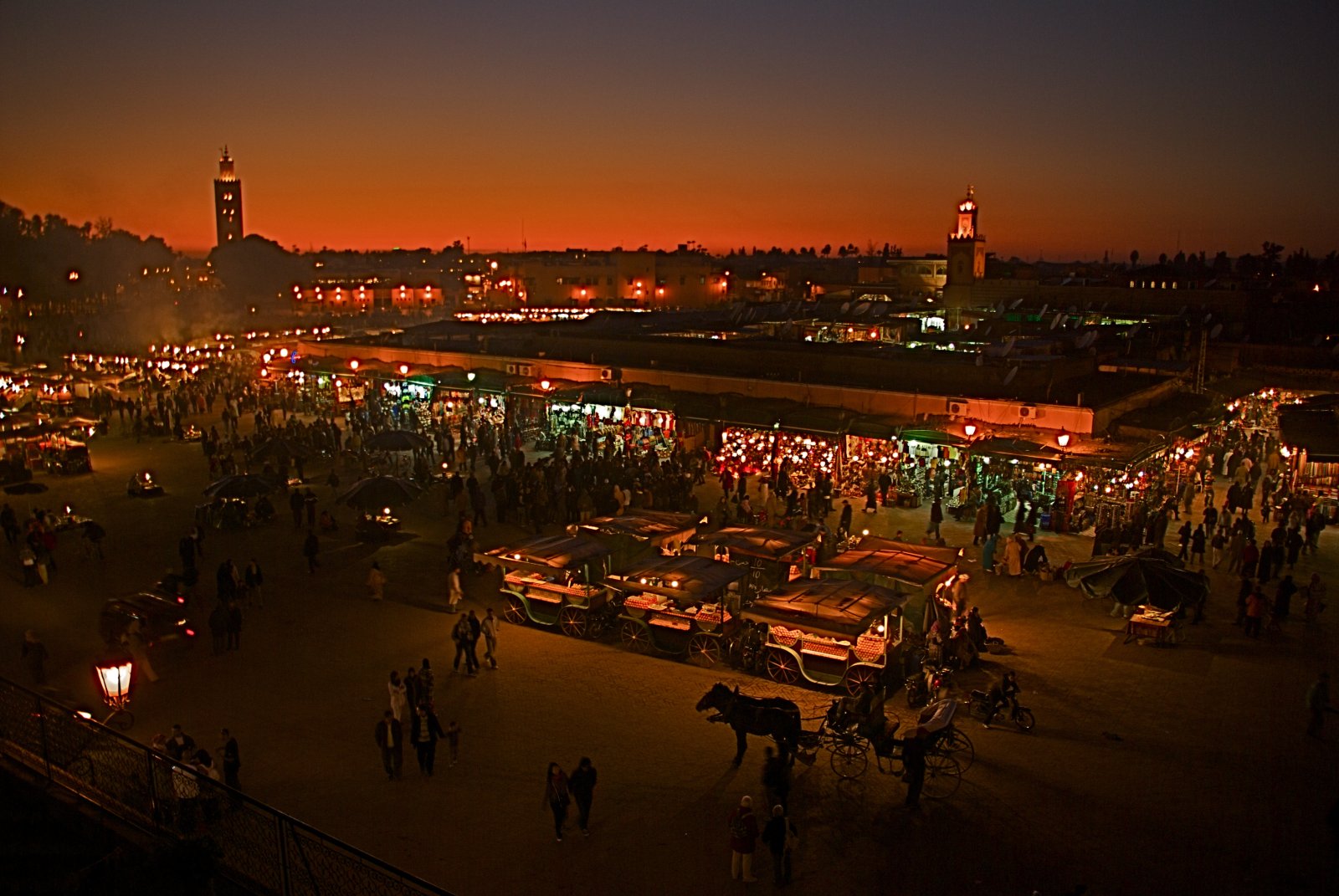 Djemaa El Fna, Marrakech - Maroc - Marrakesh | Secret World Trip Planner