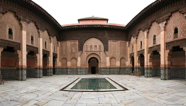 La Medersa (madrassa) de Ben Youssef - Marrakech | Secret World Trip Planner