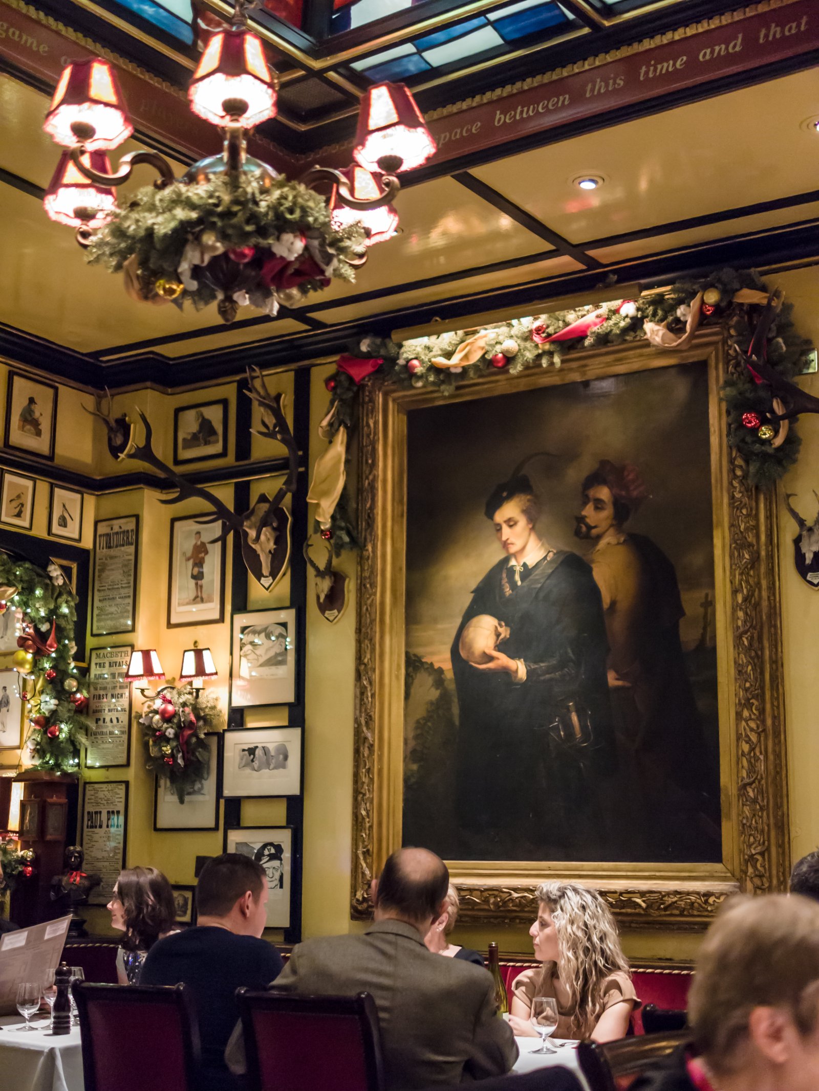 Noteikumi: Londonas vecākais restorāns - Londra | Secret World Trip Planner
