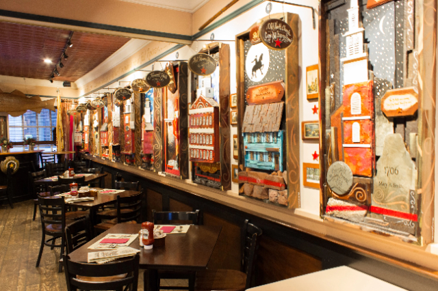 Union Oyster House: the oldest operating restaurant in Usa - Secret World — Union Oyster House