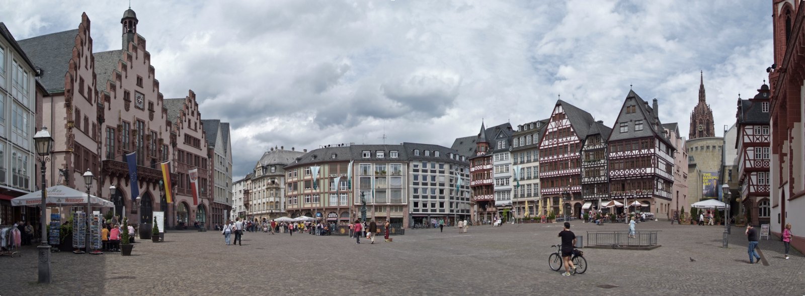 Römerberg - La piazza principale di Francoforte - Frankfurt am Main | Secret World Trip Planner