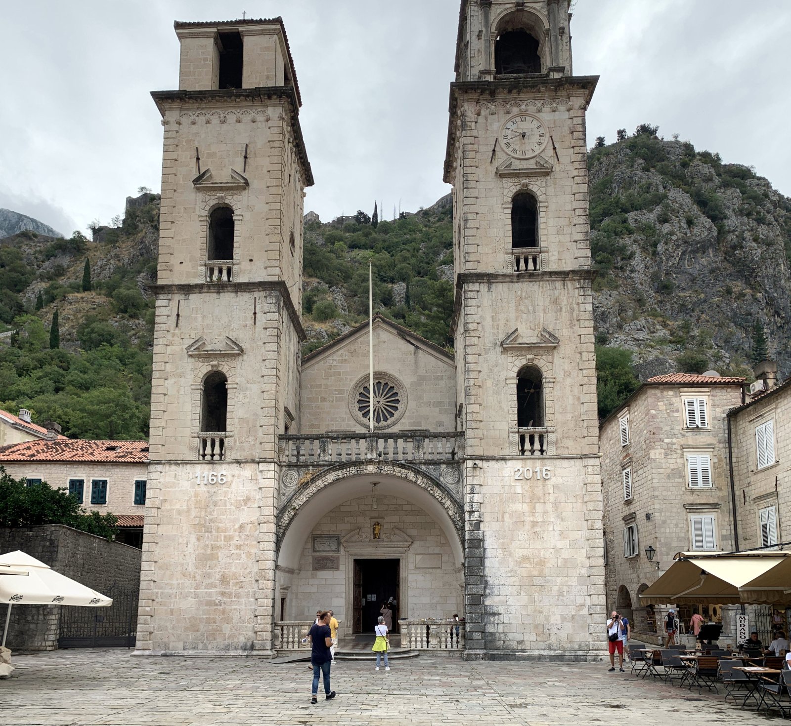 La cathédrale Saint-Tryphon à Kotor - Kotor | Secret World Trip Planner