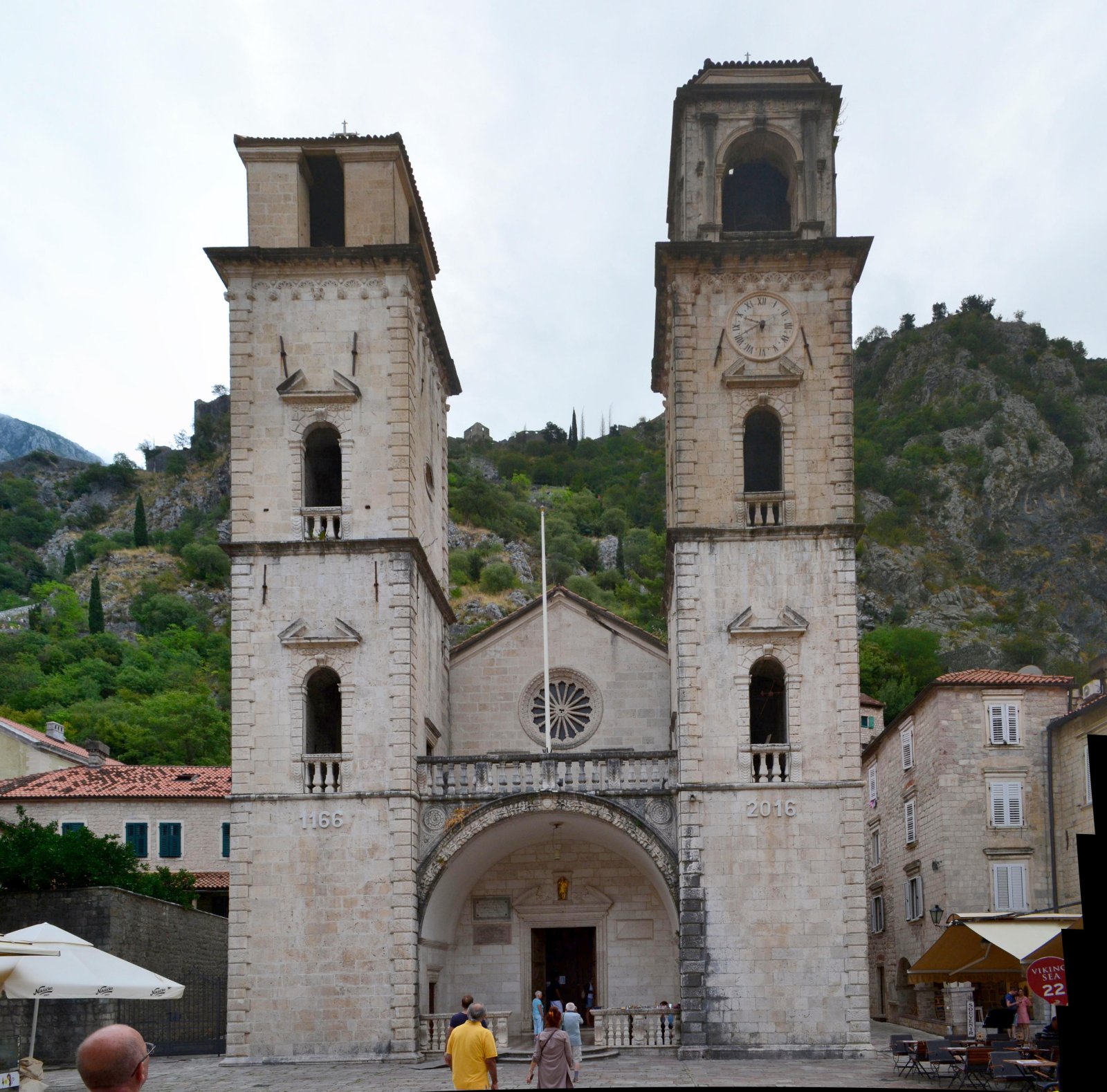 La cathédrale Saint-Tryphon à Kotor - Kotor | Secret World Trip Planner