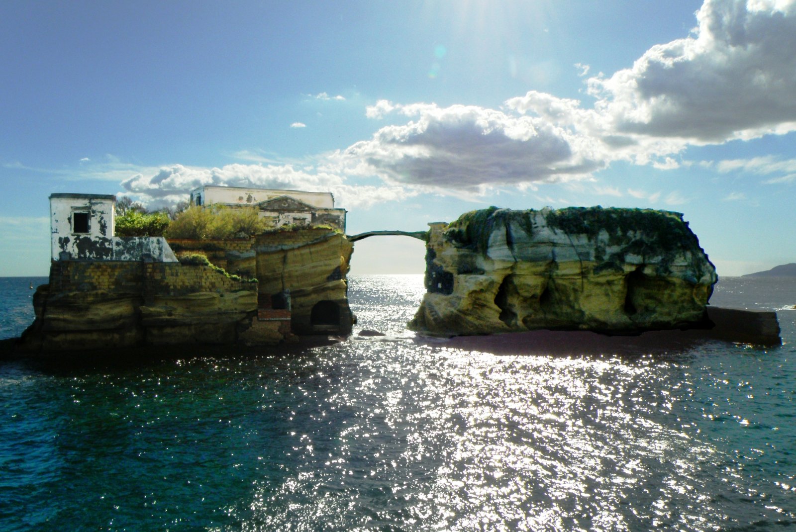 Naples : Zone archéologique marine de Gaiola - Napoli | Secret World Trip Planner