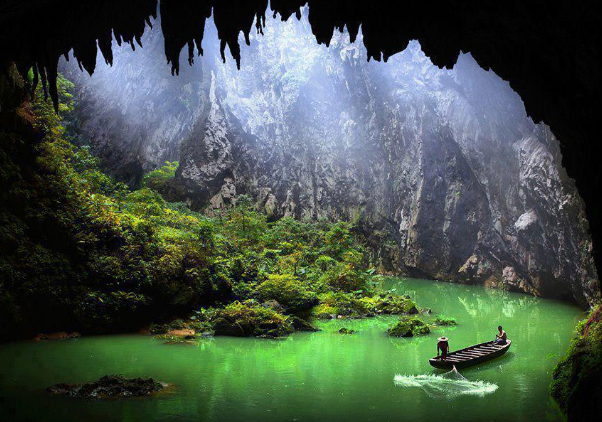 Qikeng Don in Wulong and the Furong Cave — Chongqing