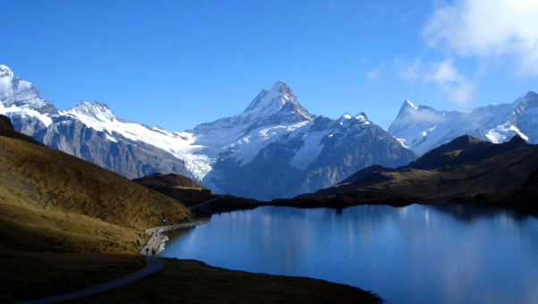 Lago di Bachalpsee - Grindelwald | Secret World Trip Planner