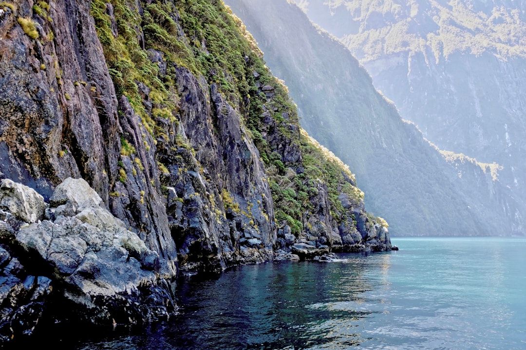 Milford Sound - l'attraction naturelle la plus spectaculaire de Nouvelle-Zélande - Milford Sound | Secret World Trip Planner