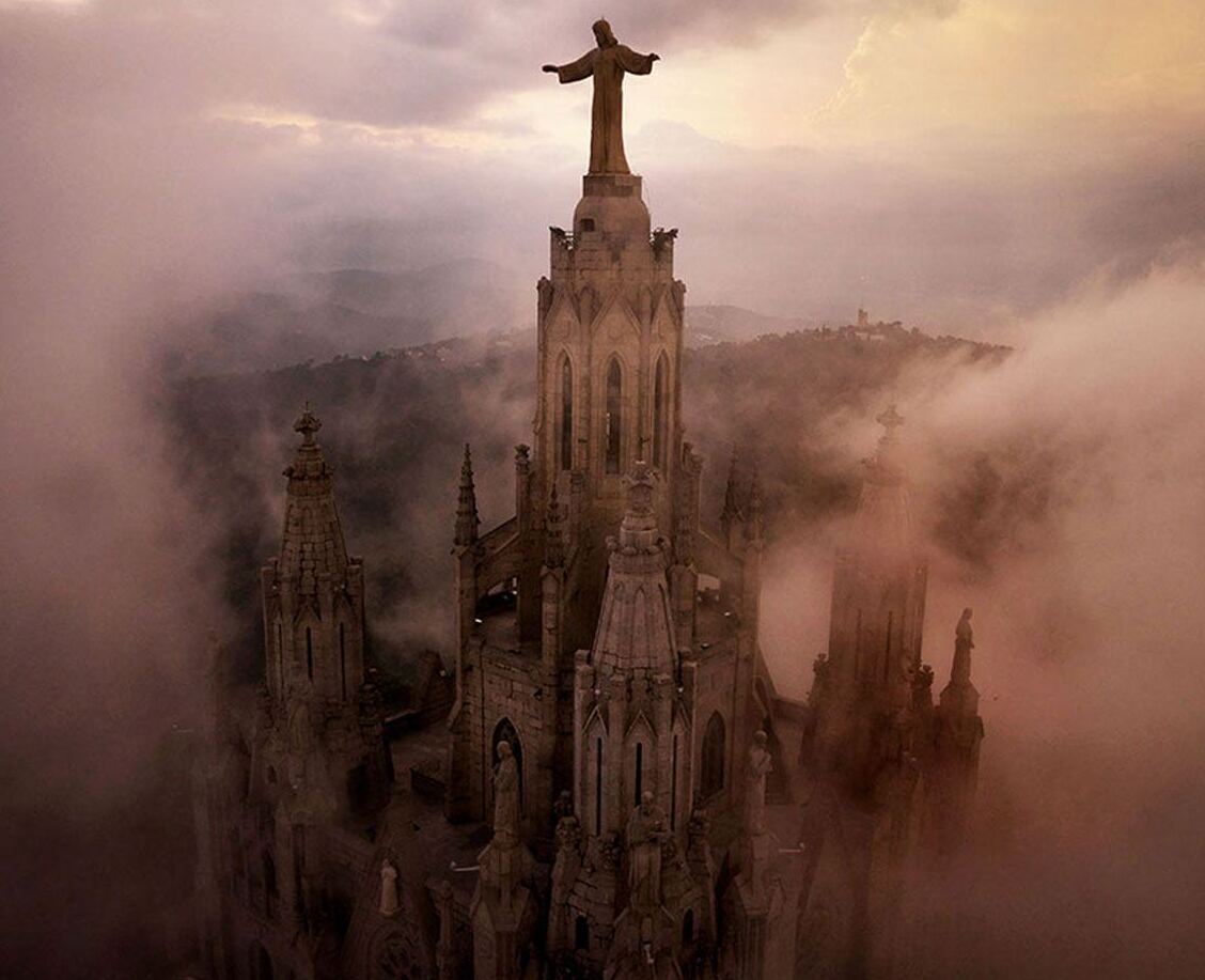 Barcellona et la spectaculaire cathédrale Tibidabo del Sagrat Cor - Secret World - Barcellona | Secret World Trip Planner