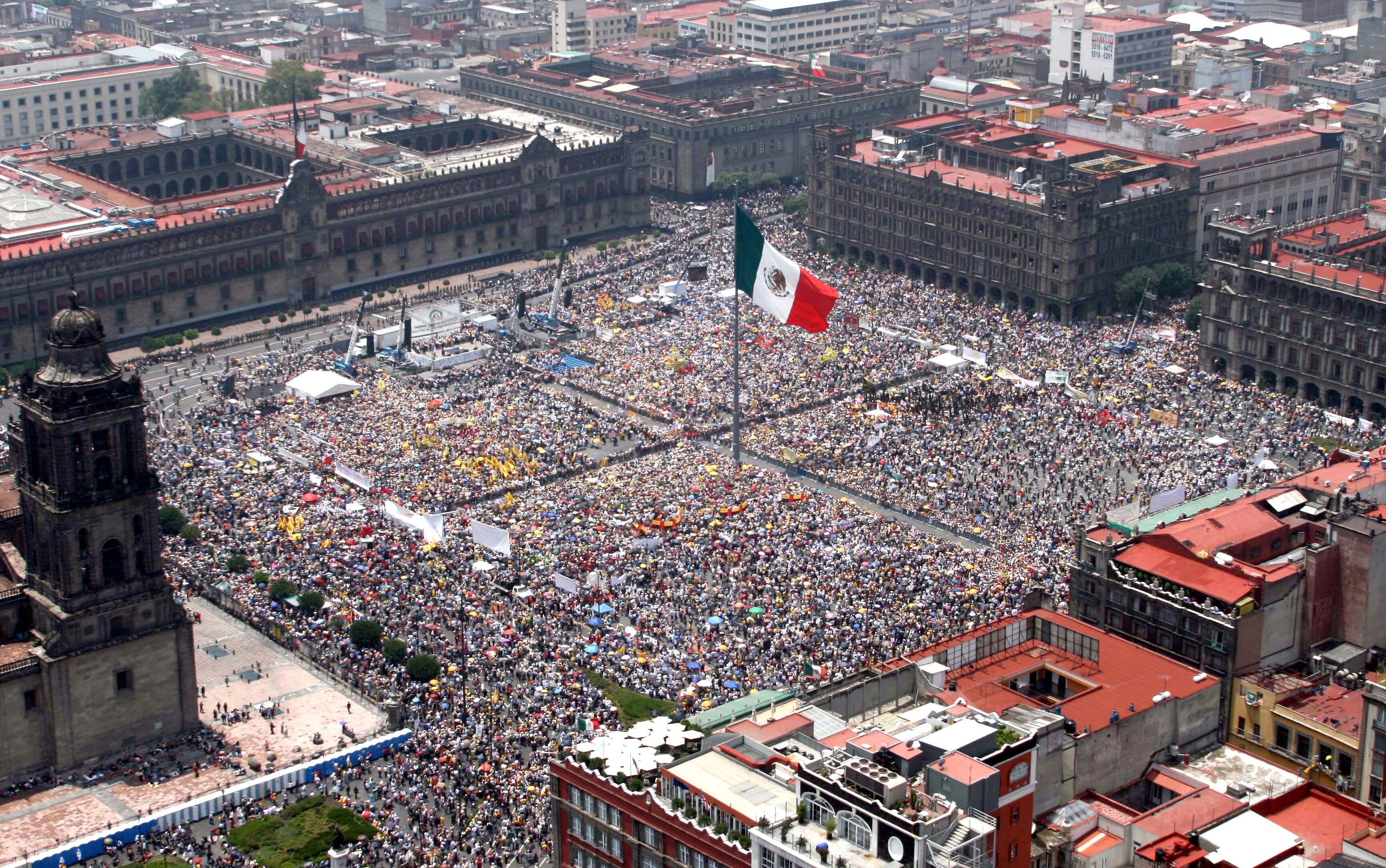 Mexico : Plaza de la Constitución — Ciudad de México