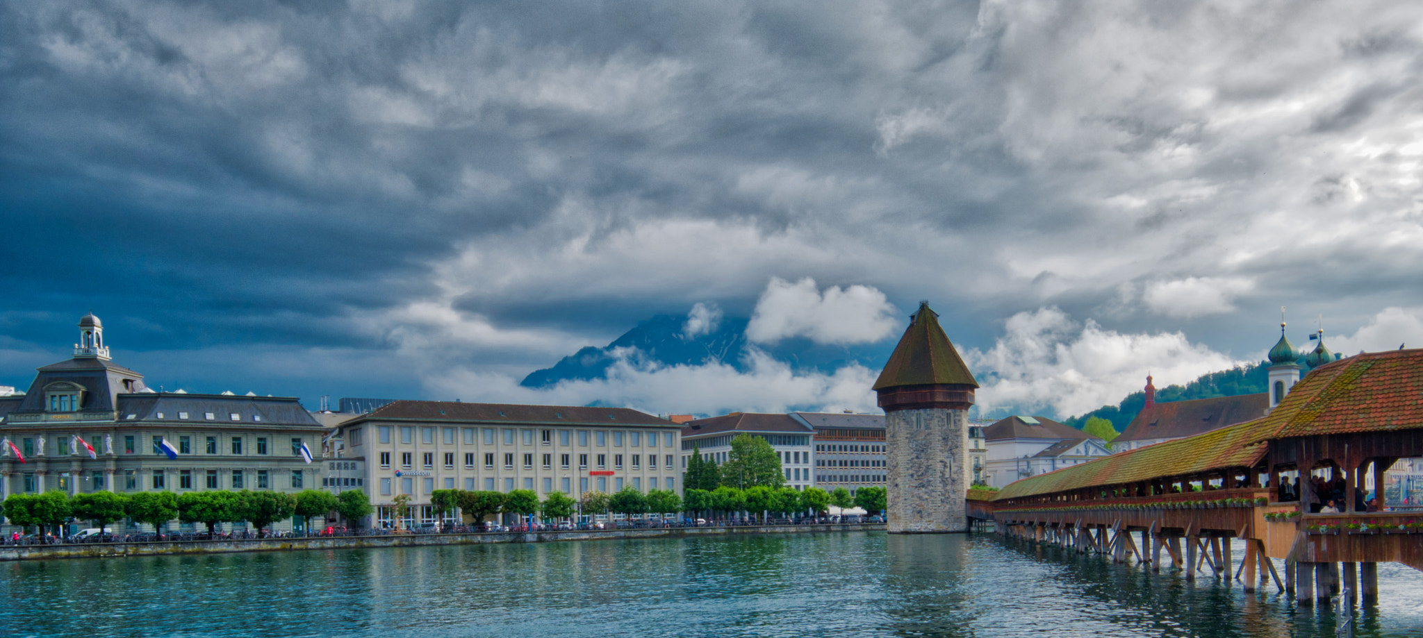 De Kapelbrug (Kapellbrücke) - Lucerna | Secret World Trip Planner