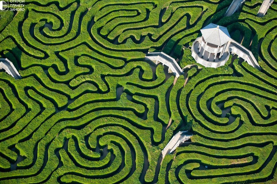 Longleat Hedge Maze — Warminster