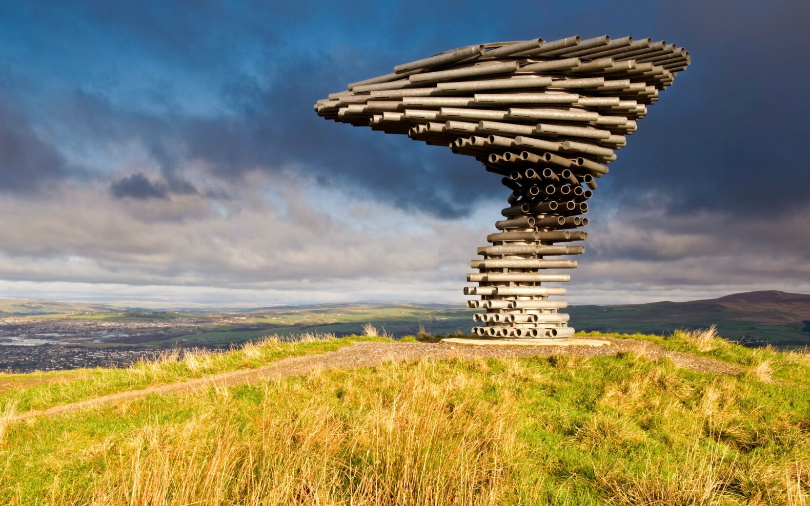 L'arbre chantant — Burnley
