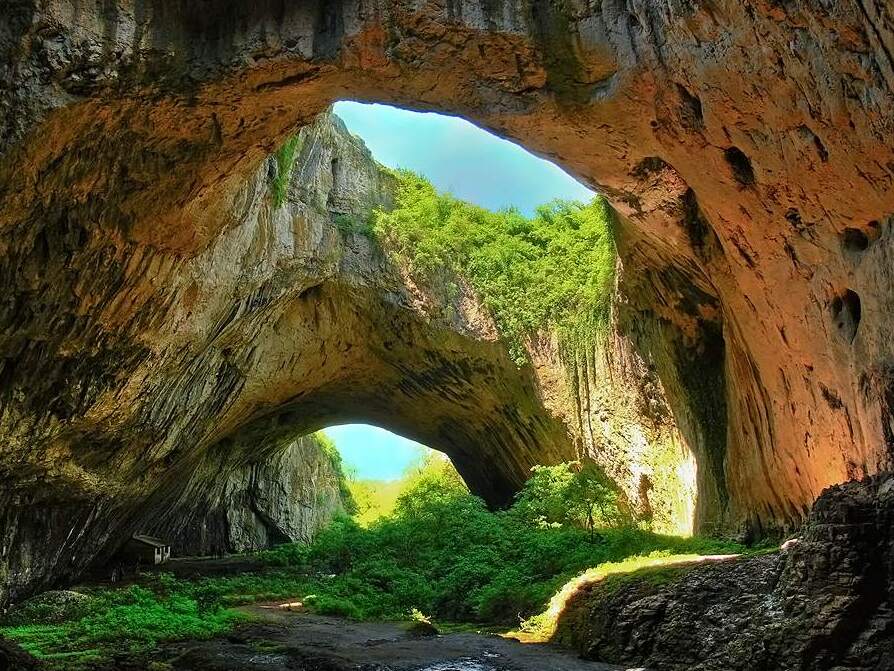 Grotte de Devetashka - Bulgarie — Devetaki