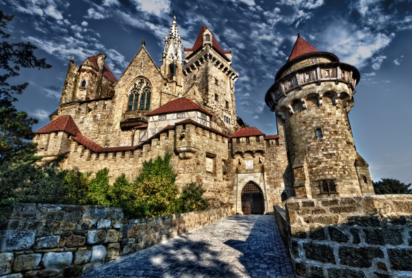 Le pittoresque château de Kreuzenstein — 2100