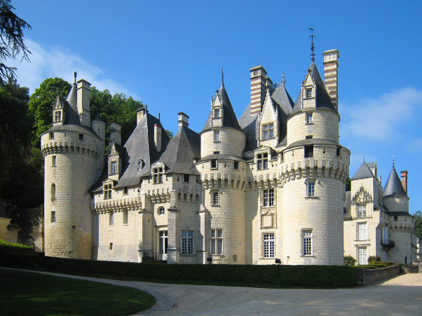 Le château d'Ussé et la Belle au bois dormant — Beaumont-en-Véron
