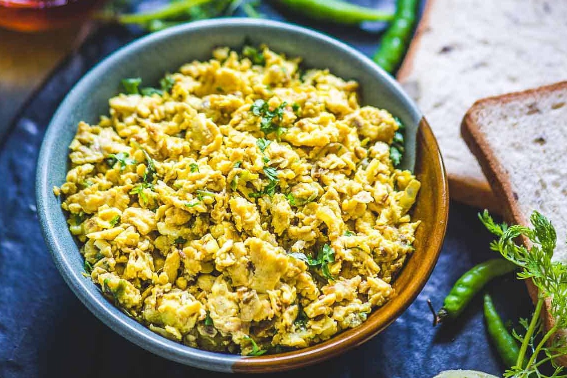 Akuri - petit-déjeuner traditionnel des Parsi. - Secret World — Mumbai
