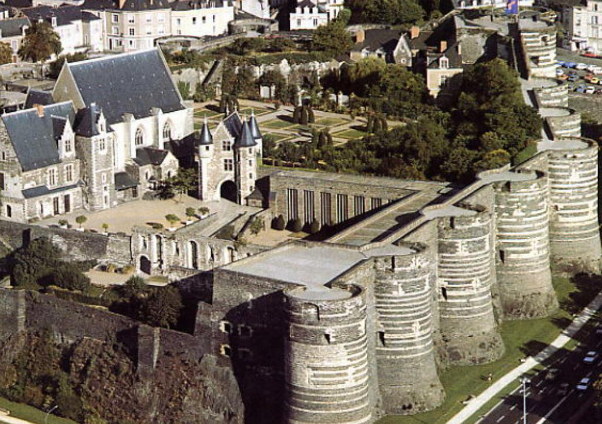 Le château d'Angers - Angers | Secret World Trip Planner