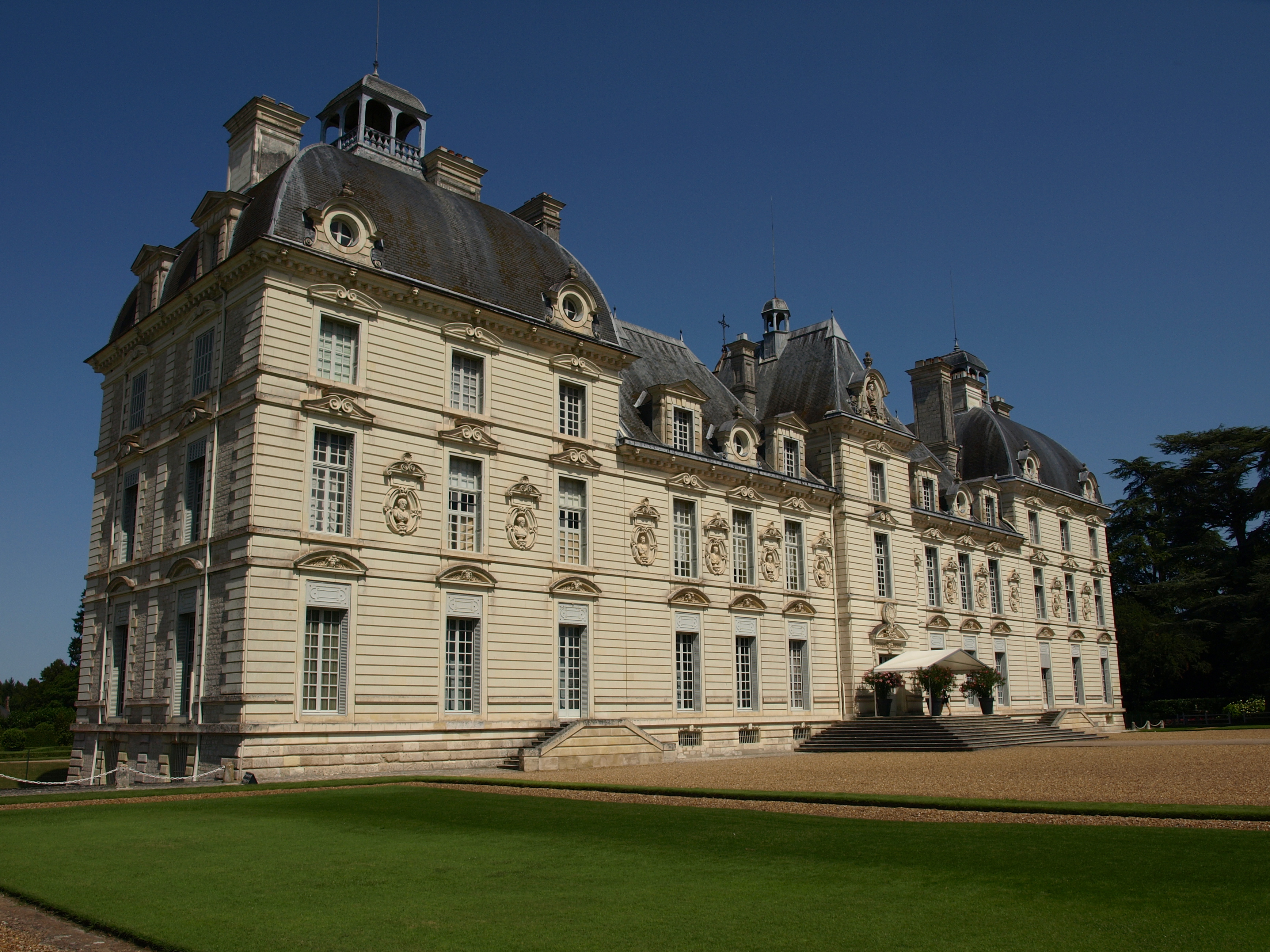 Château de Cheverny - Val de Loire - Castello di Cheverny | Secret World Trip Planner