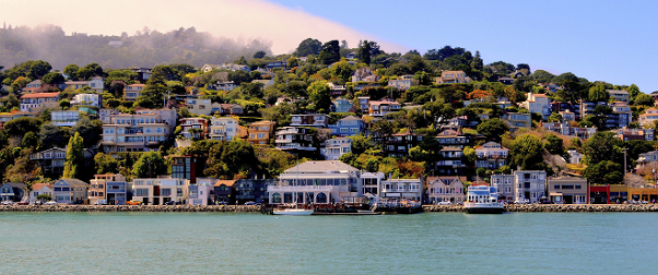 Sausalito est une ville de la baie de San Francisco. — Sausalito