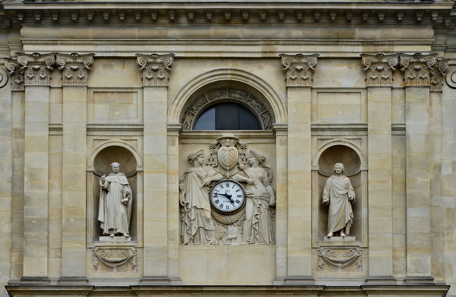 Richelieu and the Chapelle de la Sorbonne - Paris | Secret World Trip Planner