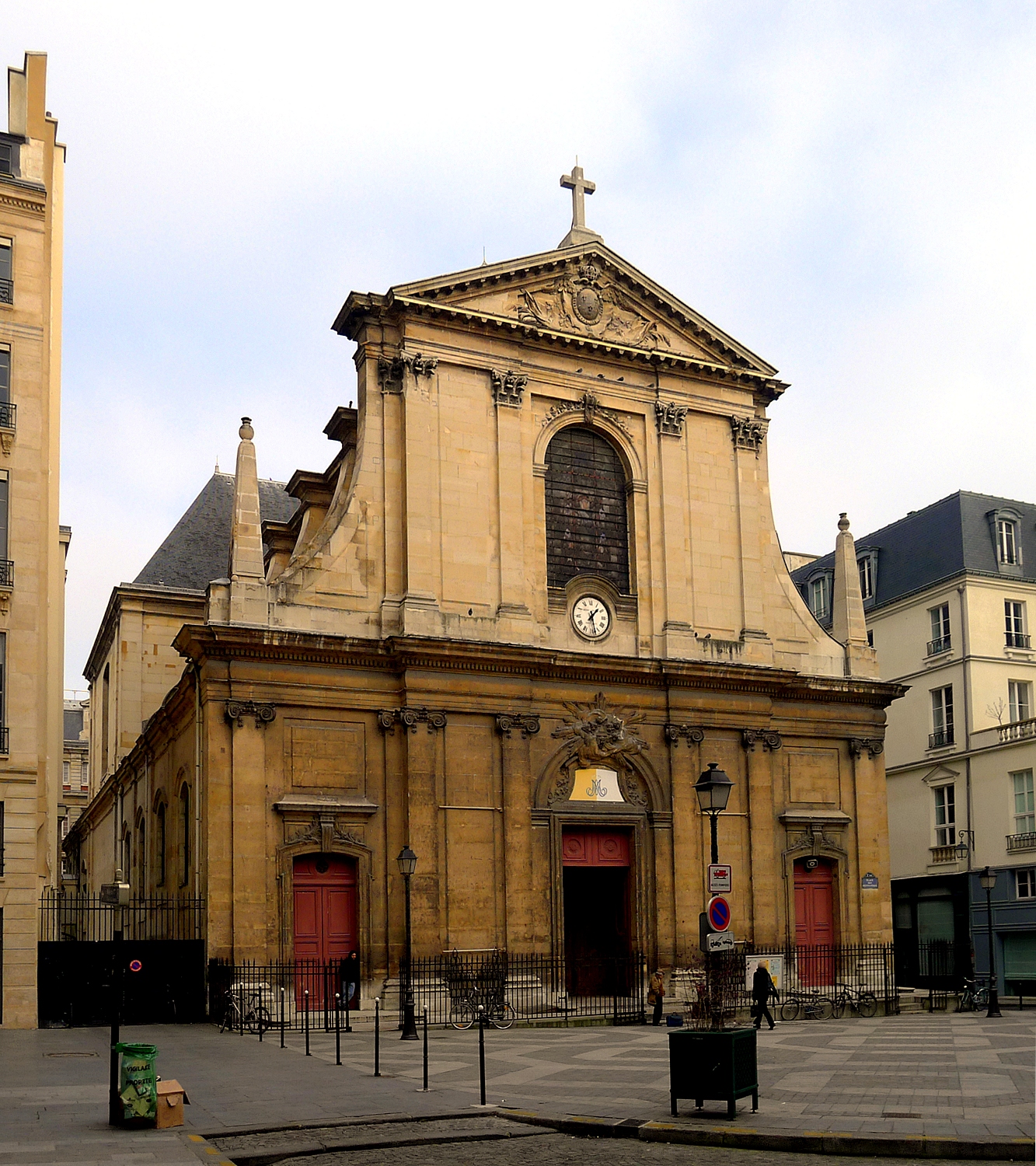 Parīze : Notre-Dame des Victoires - Paris | Secret World Trip Planner
