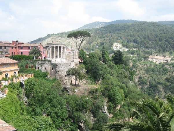 Паркът Villa Gregoriana в Тиволи - Tivoli RM | Secret World Trip Planner