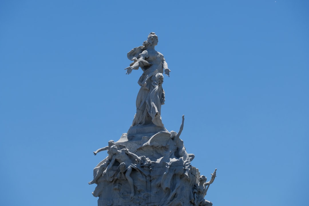 Monument to the Carta Magna and 4 Regions of Argentina - Av. del Libertador | Secret World Trip Planner