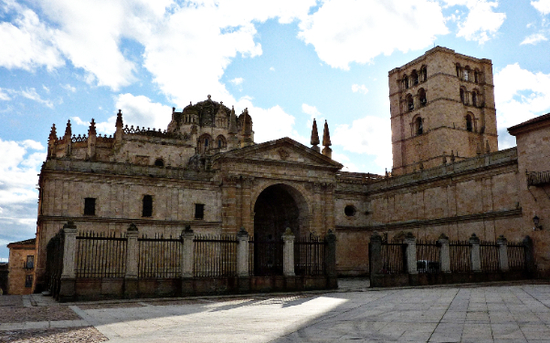 La cathédrale de Zamora — Zamora