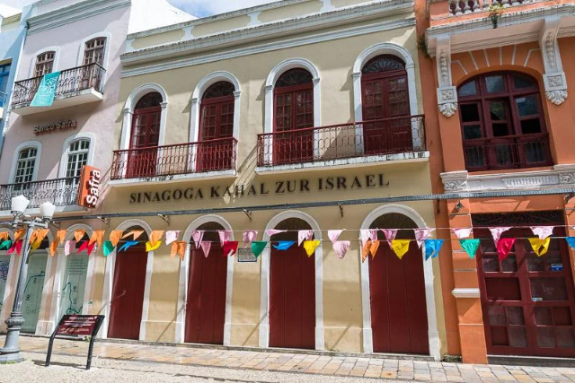 Synagoge Kahal Zur Israel - PE | Secret World Trip Planner