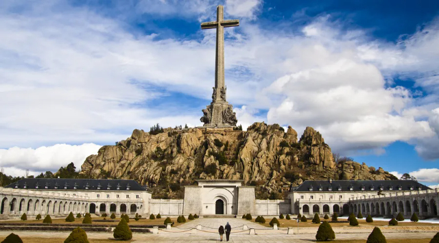 Madrid - La vallée des déchus - San Lorenzo de El Escorial | Secret World Trip Planner