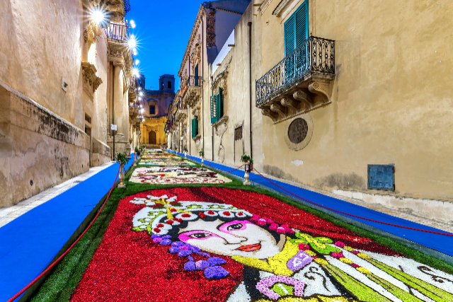 Primavera Barocca o Infiorata di Noto - Noto | Secret World Trip Planner