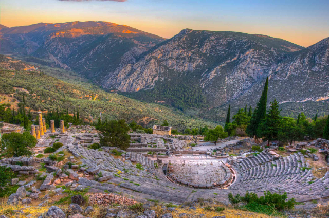 Sito archeologico di Delfi - Delfi | Secret World Trip Planner