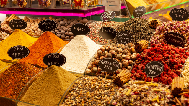 Spice Bazaar — Erzak Ambarı Sok. No:92