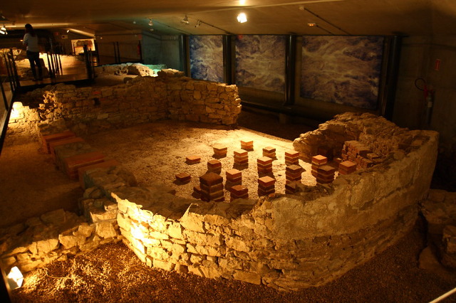 Campo Valdes Roman Baths - Tránsito Campo Valdés | Secret World Trip Planner