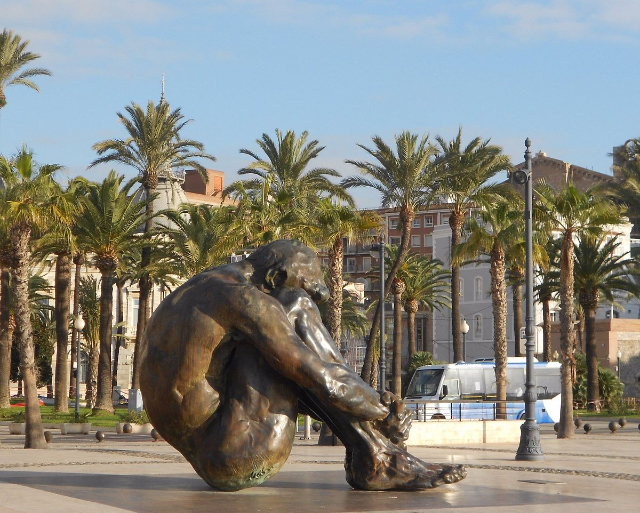 El Zulo Sculpture - Cartagena | Secret World Trip Planner