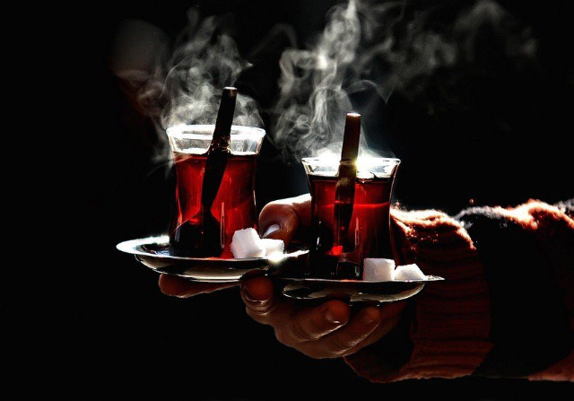 Turkish Tea — Istanbul