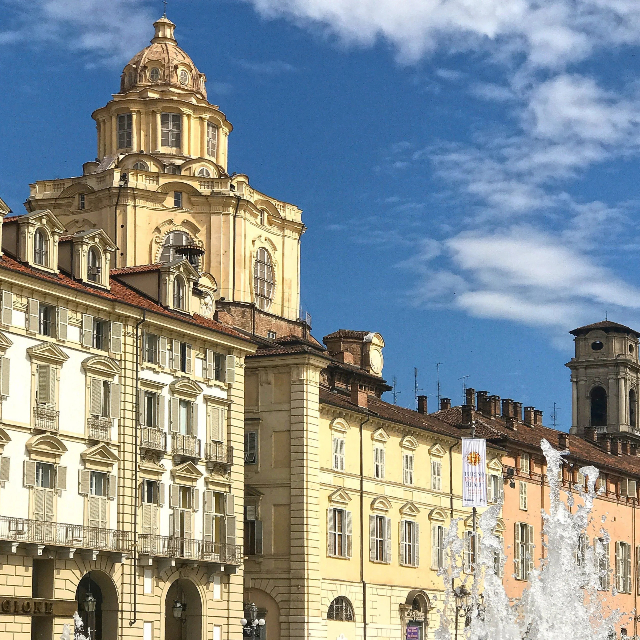 सैन लोरेन्जो को रोयल चर्च - Torino | Secret World Trip Planner