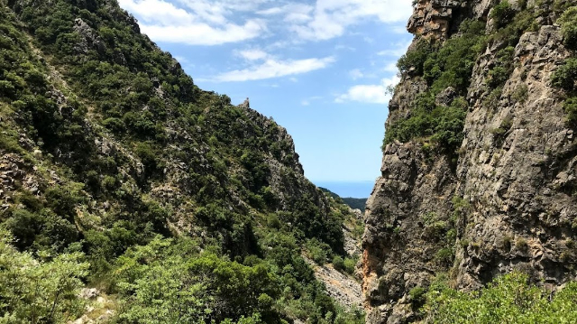 Desfiladero de Vyros - Vyros Gorge | Secret World Trip Planner