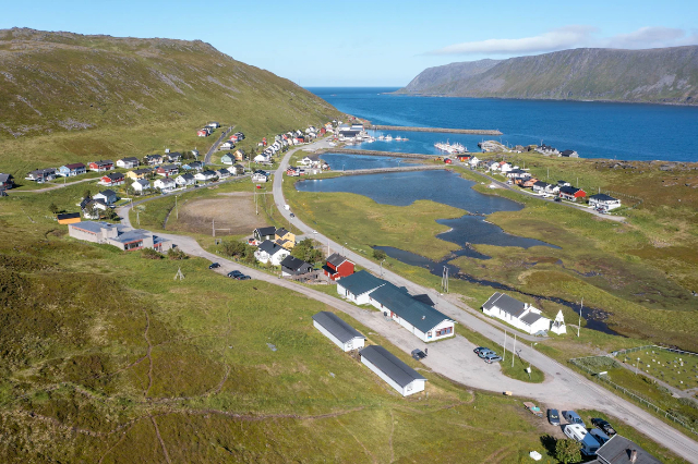 Il villaggio di pescatori di Skarsvåg - Skutnesveien | Secret World Trip Planner